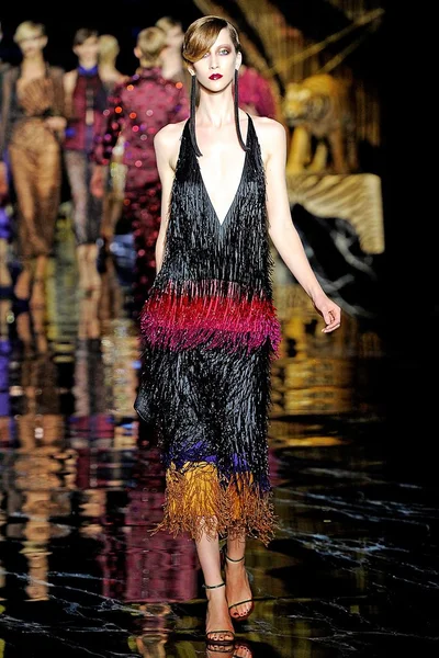 Look 7